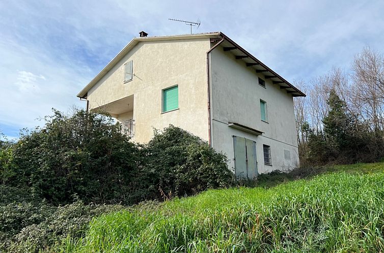 Vrijstaande woning in San Giorgio di Pesaro