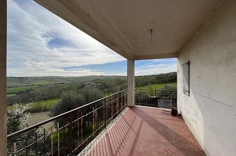 Vrijstaande woning in San Giorgio di Pesaro