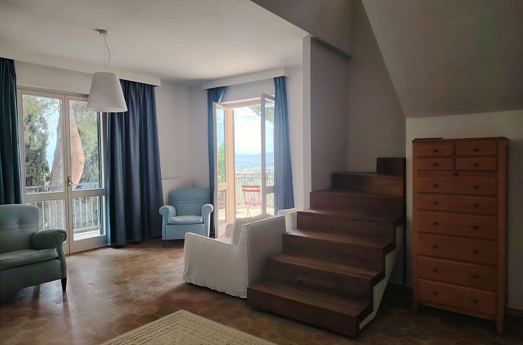 Vakantiehuis Ferienvilla casaRegina bb mit Panoramablick auf