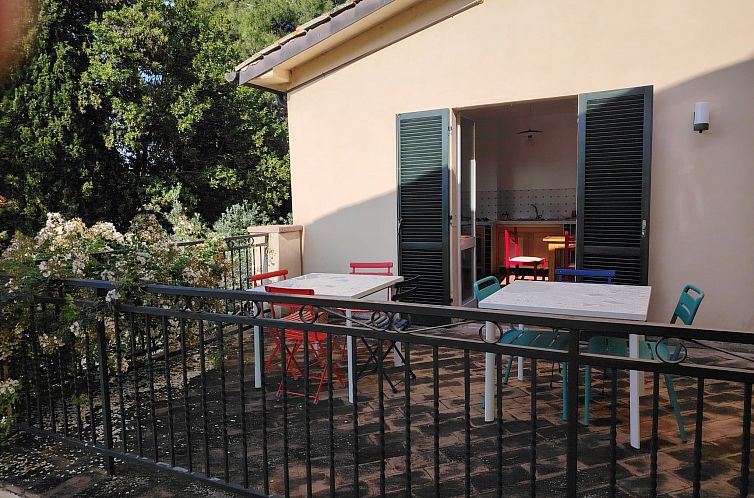 Vakantiehuis Ferienvilla casaRegina bb mit Panoramablick auf