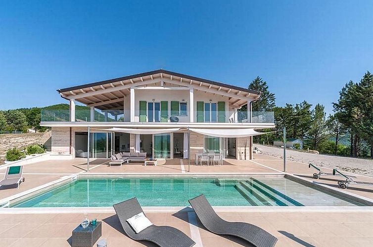 Unterkunft 09646610 - Ferienhaus Umbrien / Marken - Vakantiehuis Villa Montefalcone, Außen- und Innenpool