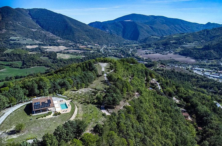 Vakantiehuis Villa Montefalcone, Außen- und Innenpool