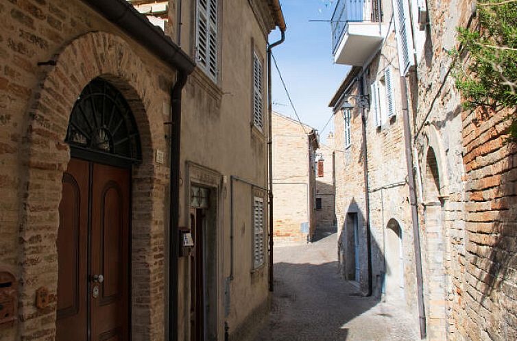 Vrijstaande woning in Monterubbiano