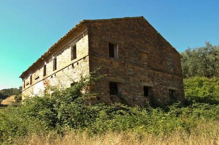 Vrijstaande woning in Castignano