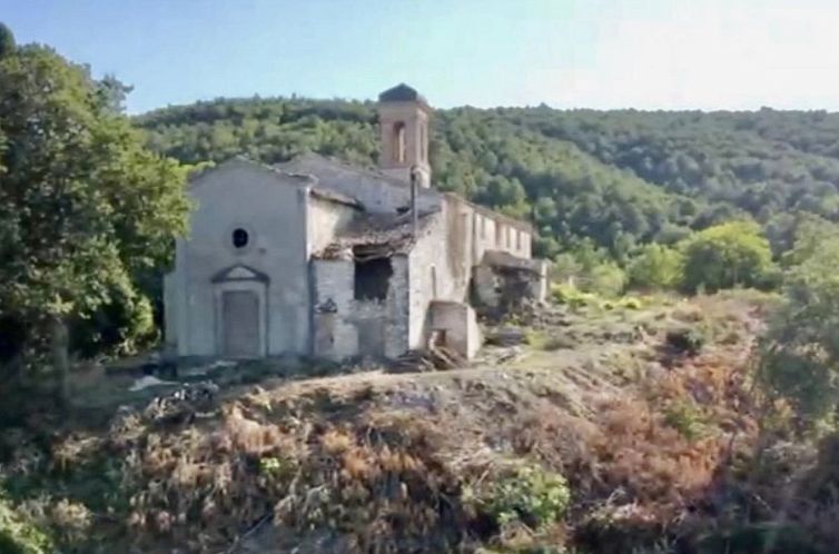 Vrijstaande woning in Fossombrone