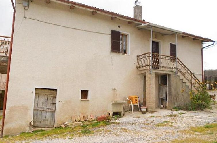 Vrijstaande woning in Sarnano