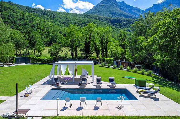 Vrijstaande woning in Sarnano