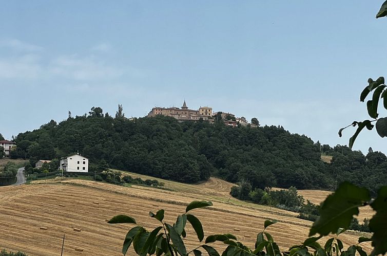 Vrijstaande woning in Fratte Rosa