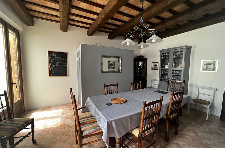 Vrijstaande woning in Fratte Rosa