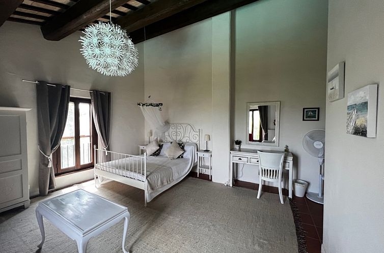 Vrijstaande woning in Fratte Rosa