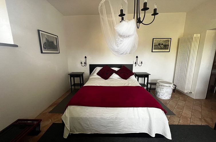 Vrijstaande woning in Fratte Rosa