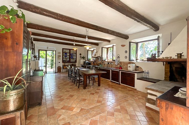 Vrijstaande woning in Urbino