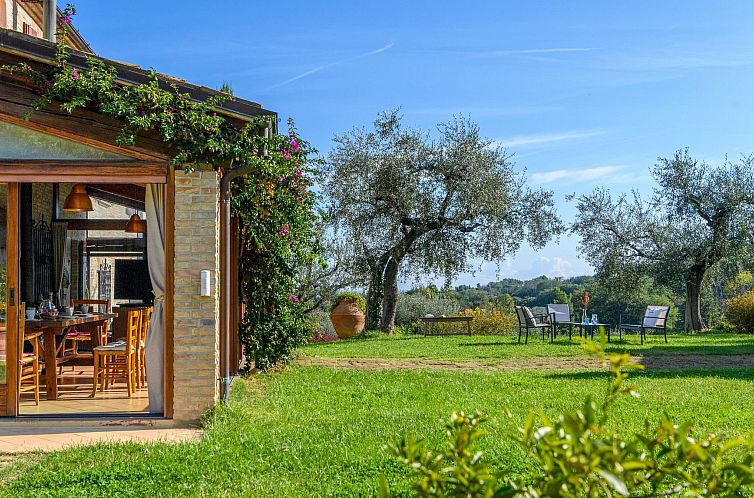 Vakantiehuis Ferienvilla 'Emilianna