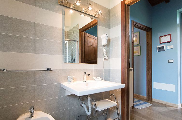 Appartement Wohnung 'La porcilaia' mit Privatparkplatz