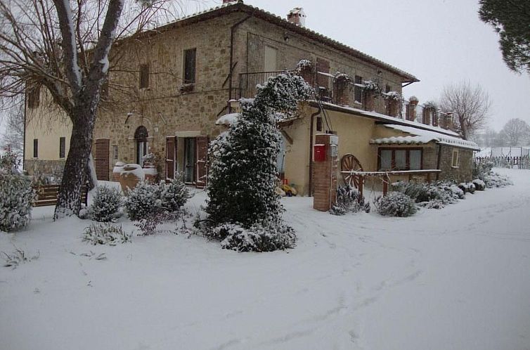 Appartement 'La Stalla' mit Terrasse