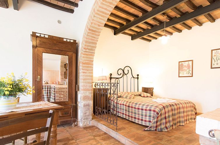 Appartement 'La Stalla' mit Terrasse