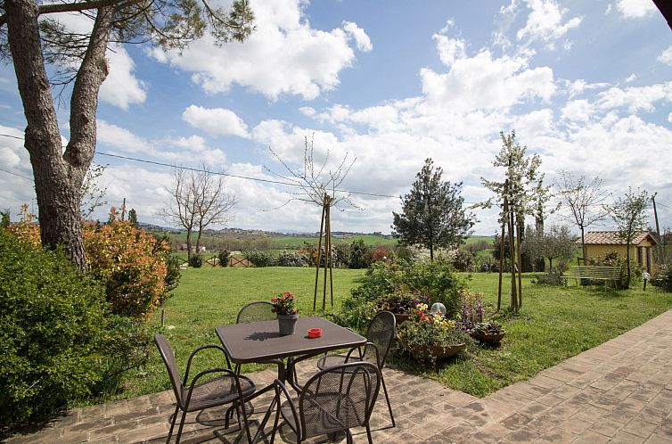 Appartement 'La Stalla' mit Terrasse