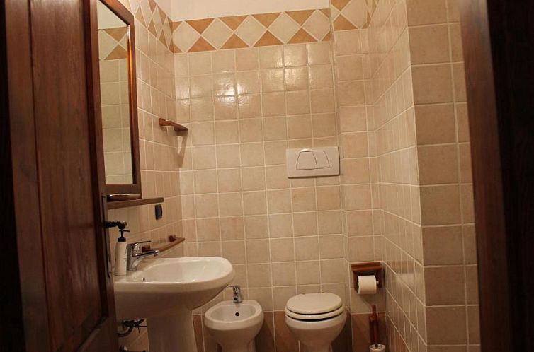 Appartement Rustikale Eleganz mit Blick auf die umbrische La