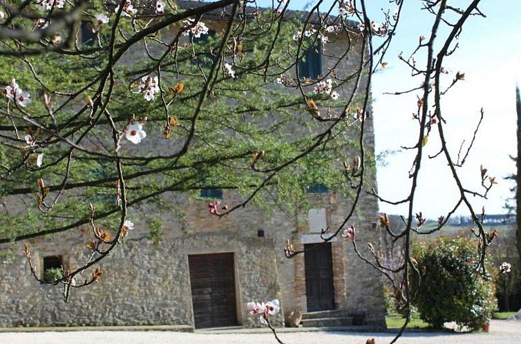 Appartement Rustikale Eleganz mit Blick auf die umbrische La