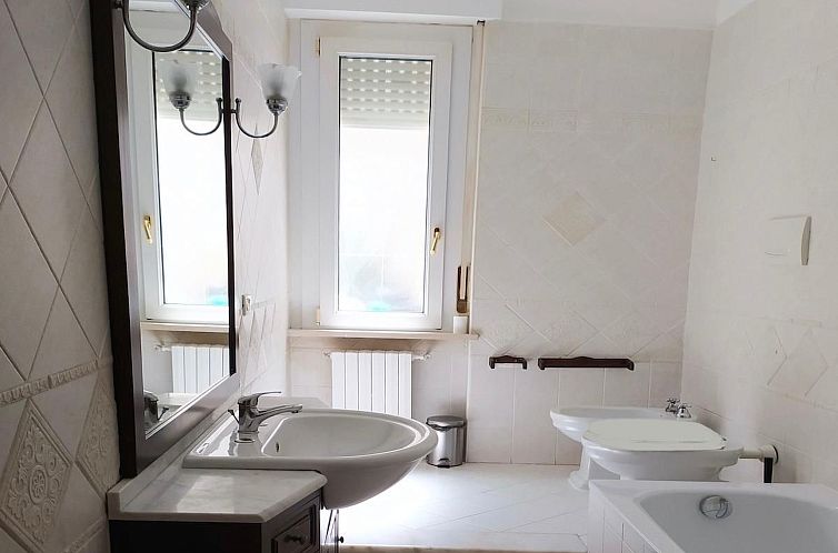 Appartement Wohnung in Ancona mit Terrasse