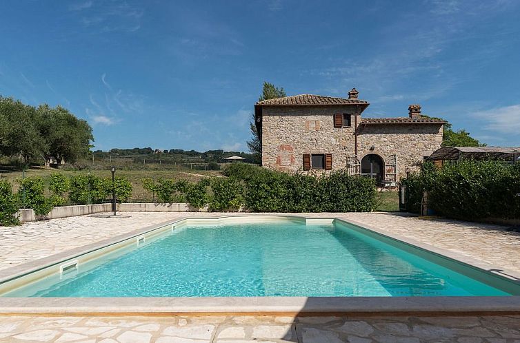 Vakantiehuis Villa mit privatem Pool zwischen Umbrien und La