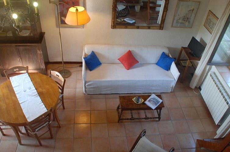 Appartement Unabhaengige Wohnung in Amelia mit Grill und Gar
