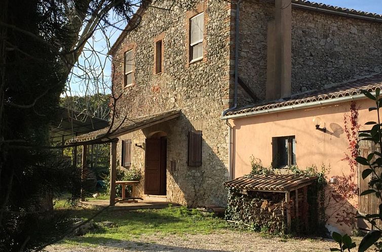 Appartement Unabhaengige Wohnung in Amelia mit Grill und Gar