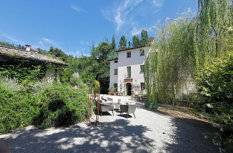 Guest house 0969111 - Apartment Umbria / Marché - Appartement Ariete