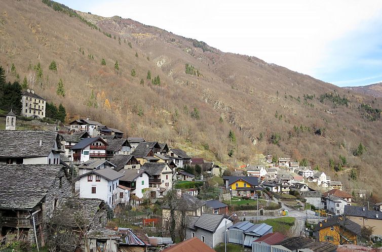 Appartement Wohnung im Dorfzentrum Ronco 3