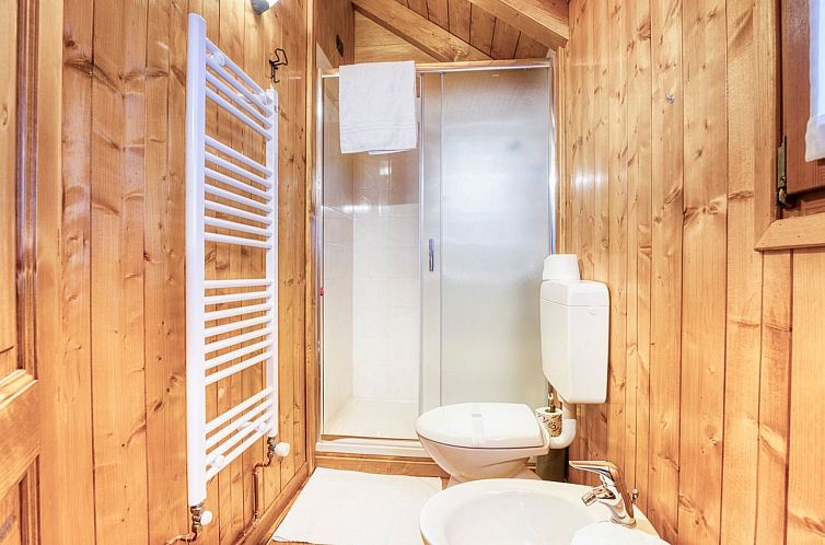 Appartement Wohnung im Dorfzentrum Ronco 5