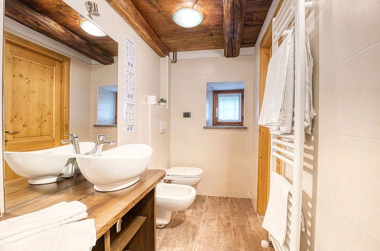 Appartement Chalet "Borgo Walser Testa 4"
