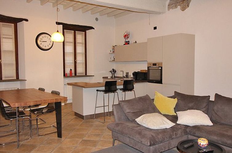 Vrijstaande woning in Dogliani