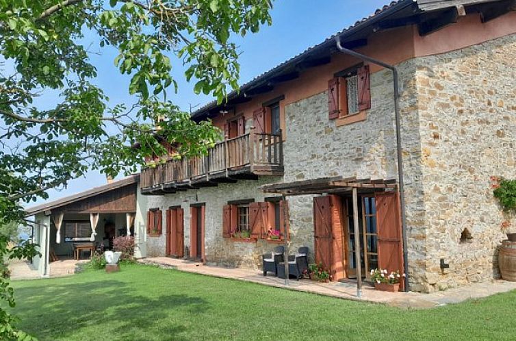 Vrijstaande woning in Ceva