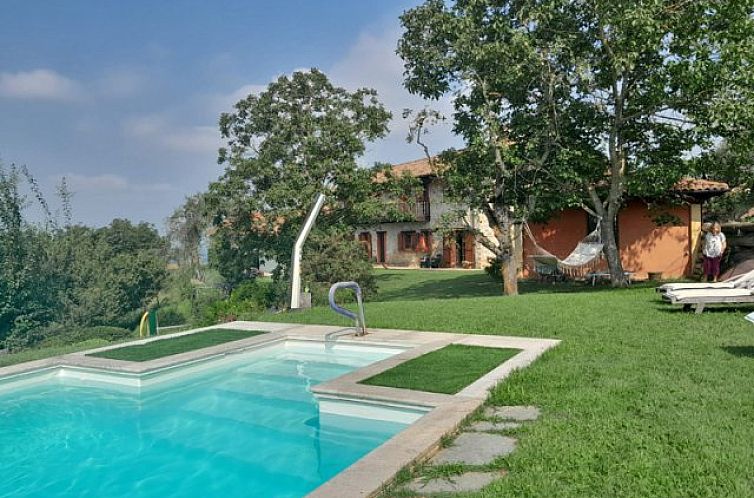 Vrijstaande woning in Ceva