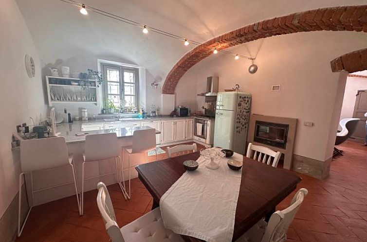 Vrijstaande woning in Acqui Terme