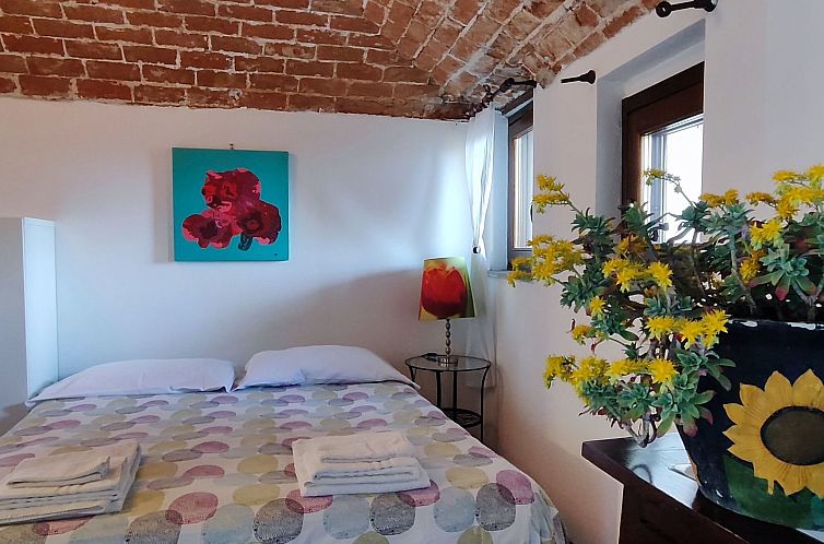 Appartement Wohnung in Brusasco mit Garten, Terrasse und Gri