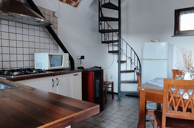 Appartement Wohnung in Brusasco mit Garten, Terrasse und Gri