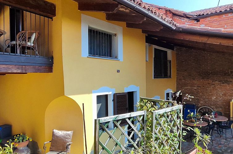 Appartement Wohnung in Brusasco mit Garten, Terrasse und Gri