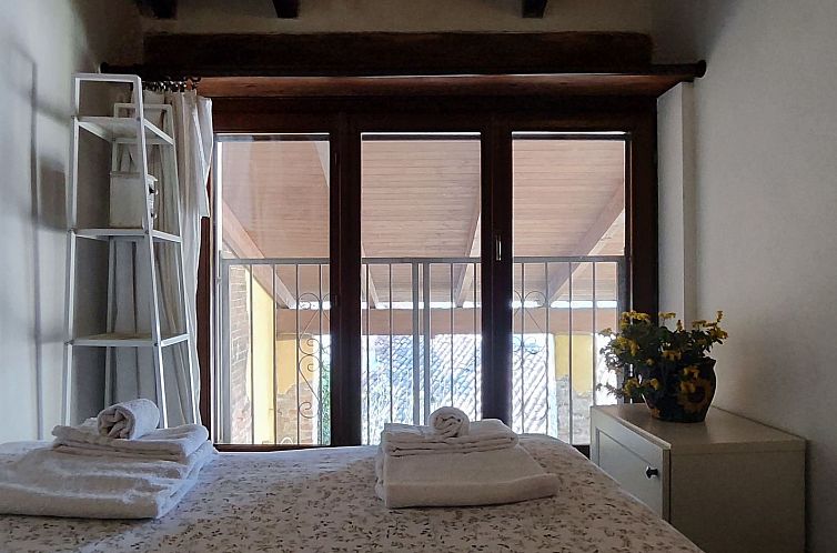 Appartement Wohnung in Brusasco mit Garten, Terrasse und Gri