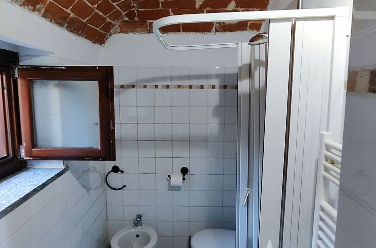 Appartement Wohnung in Brusasco mit Garten, Terrasse und Gri