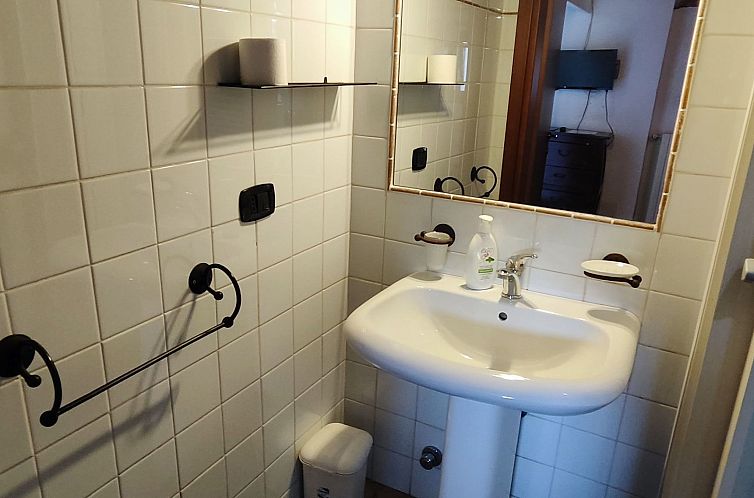 Appartement Wohnung in Brusasco mit Garten, Terrasse und Gri