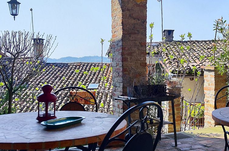Appartement Wohnung in Brusasco mit Garten, Terrasse und Gri