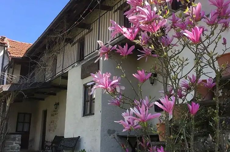 Villa Dona Tella