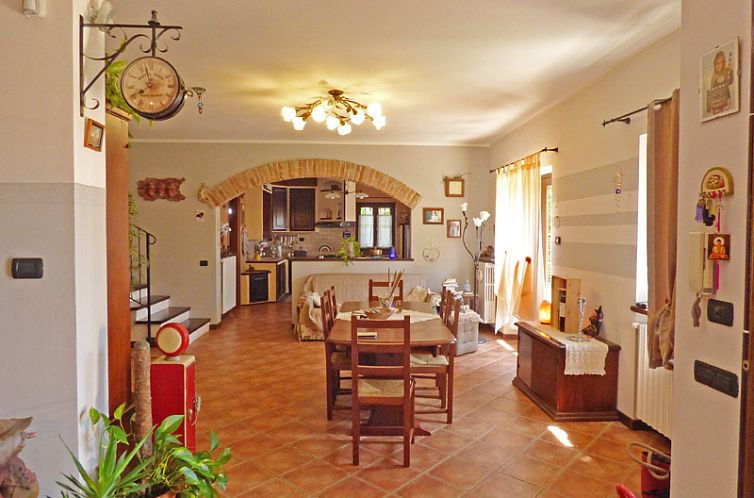 Vrijstaande woning in Murazzano