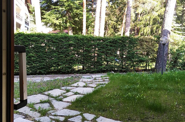 Appartement Lo Scoiattolo' Wohnung mit privatem Garten