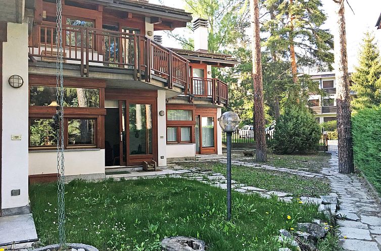 Appartement Lo Scoiattolo' Wohnung mit privatem Garten