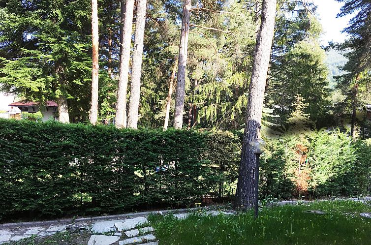 Appartement Lo Scoiattolo' Wohnung mit privatem Garten