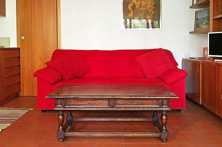 Appartement Lo Scoiattolo' Wohnung mit privatem Garten