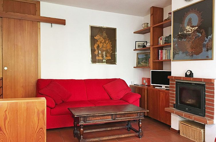 Appartement Lo Scoiattolo' Wohnung mit privatem Garten