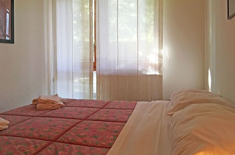 Appartement Lo Scoiattolo' Wohnung mit privatem Garten